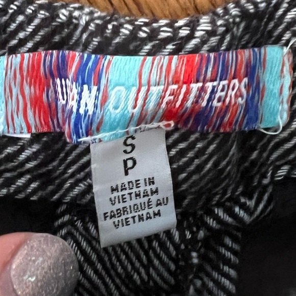 URBAN OUTFITTERS Womens Trouser Pants Wide Leg Chino Pleated Size Small Boho - Picture 2 of 4